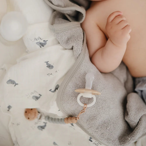 Universal Pac i& teether clip | Stone