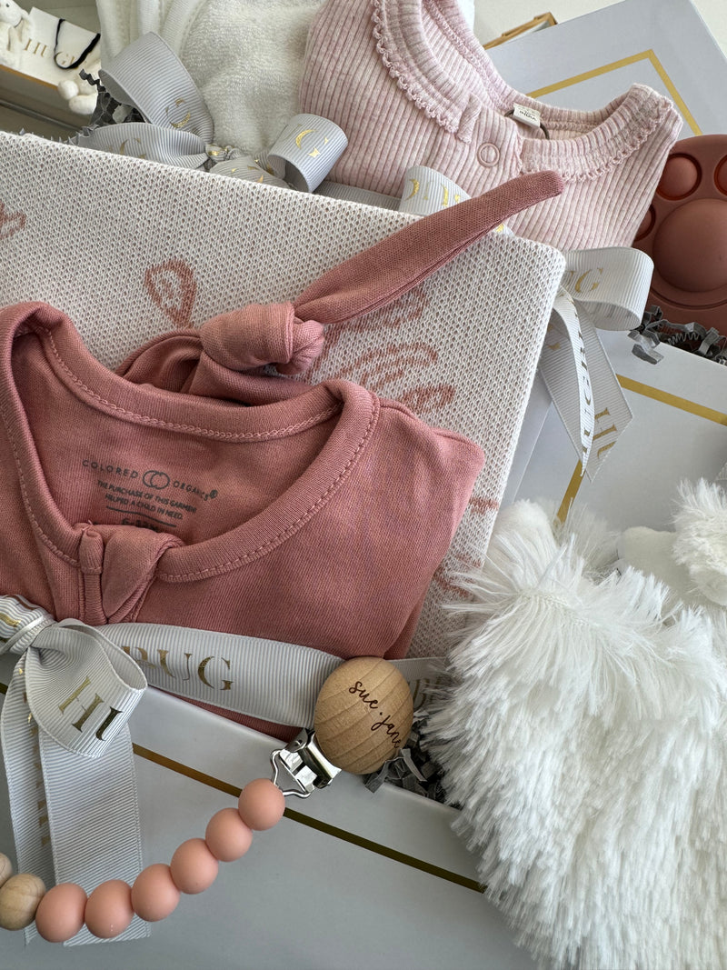 Medium Swan Essentials Set | Girl