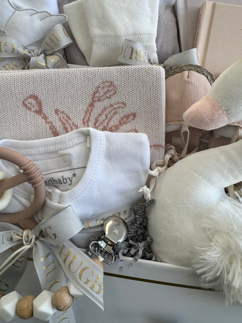 Medium Tiny Swan Gift Set
