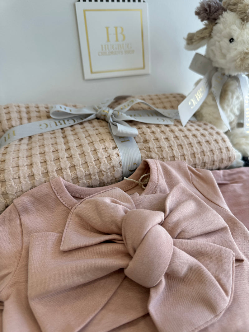 Blushing Giraffe Set | Girl