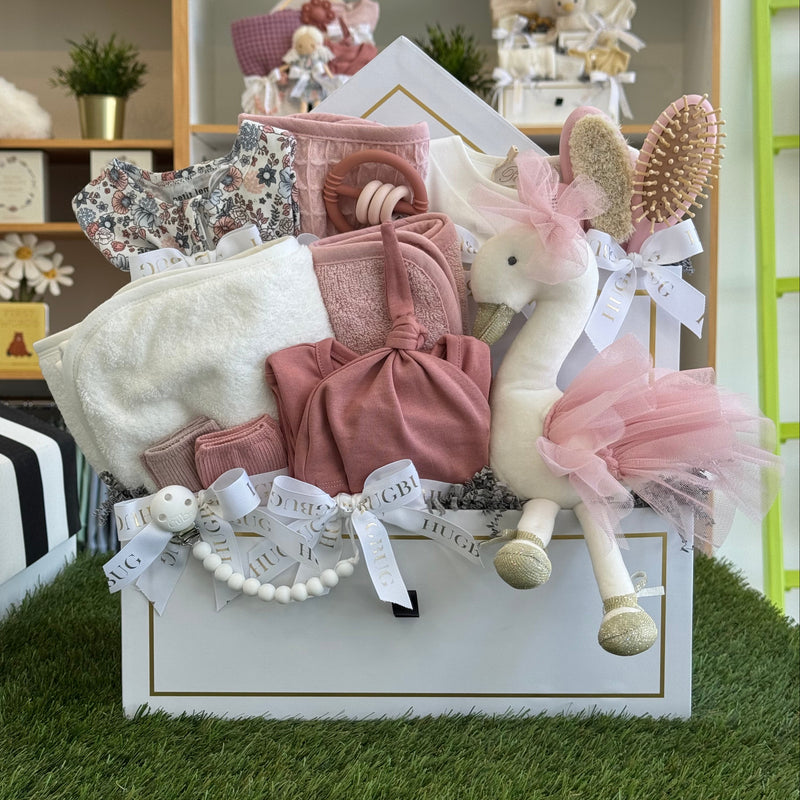 Medium Lola the Swan Gift Set