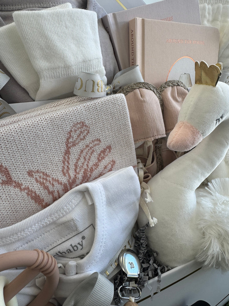 Medium Tiny Swan Gift Set